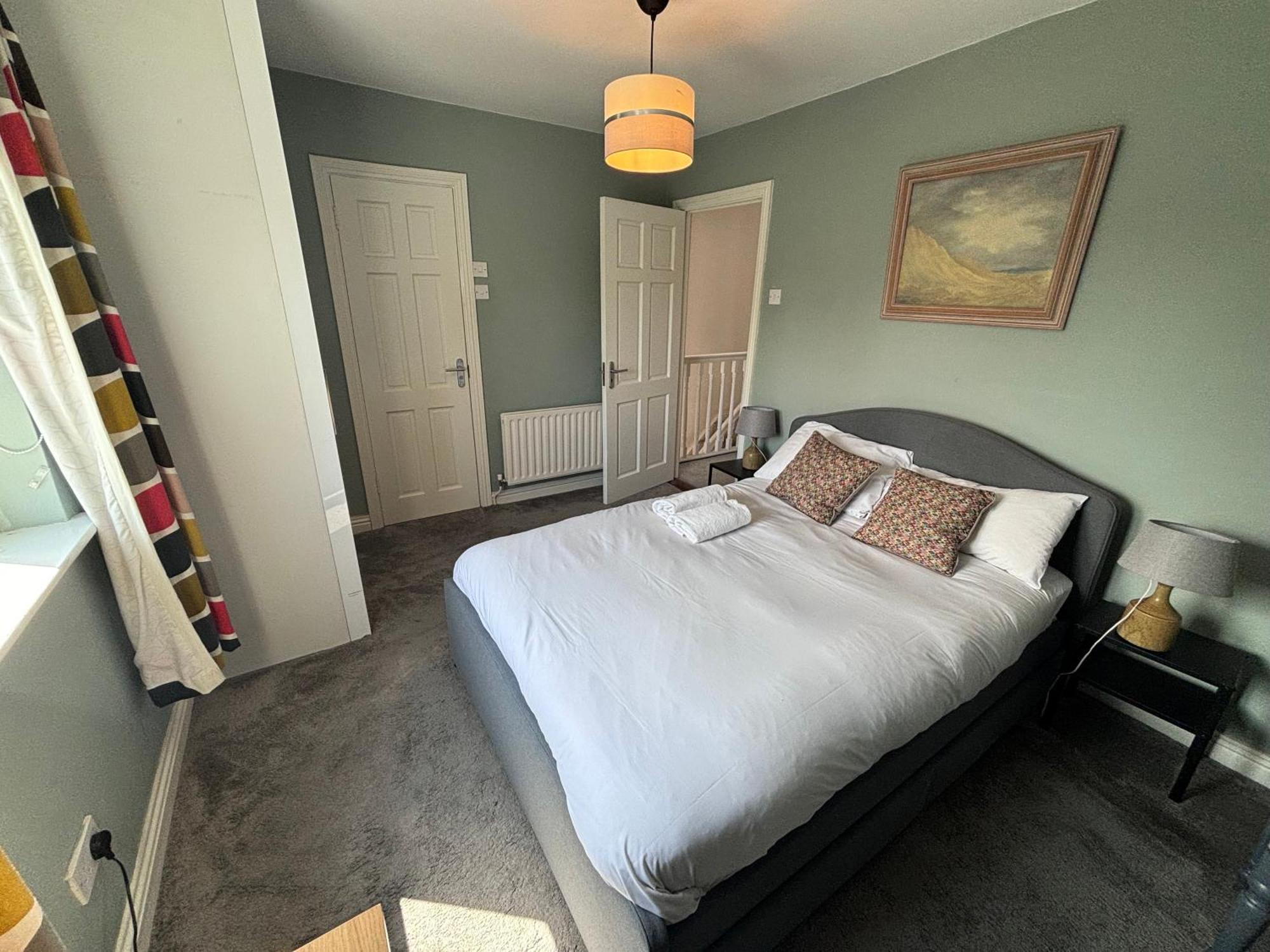 Central, Comfortable And Spacious 4 Bed Duplex Dublin Exterior photo