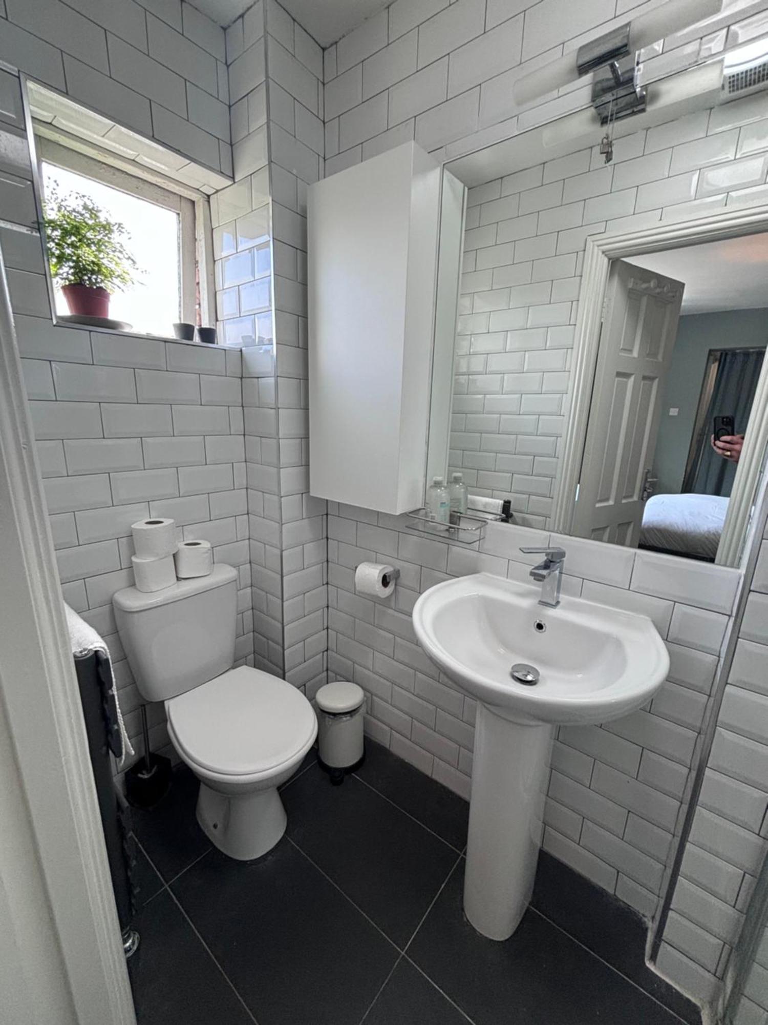 Central, Comfortable And Spacious 4 Bed Duplex Dublin Exterior photo